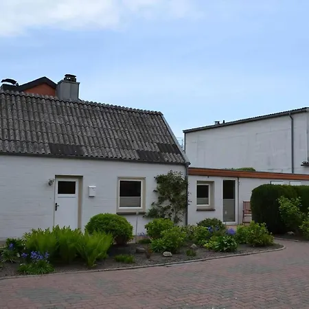 Strandnahes Haus Mit Terrasse, Grill Und Garten Holiday home
